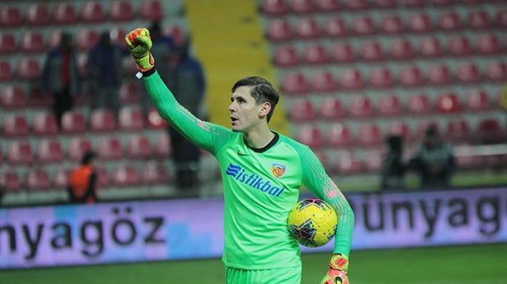 Bomba iddia! İşte Beşiktaş'ın yeni kalecisi