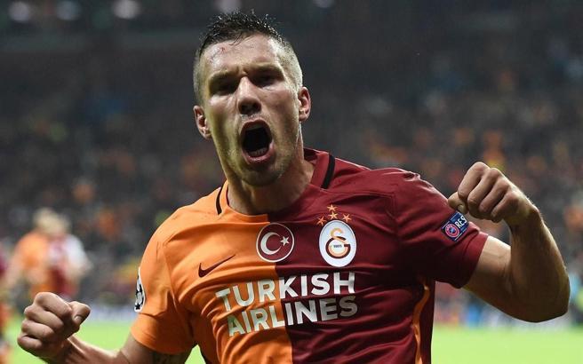 Son dakika - Antalyaspor, Lukas Podolski ile görüşüyor