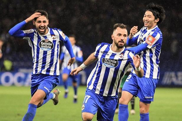 Emre Çolak için övgü dolu sözler!