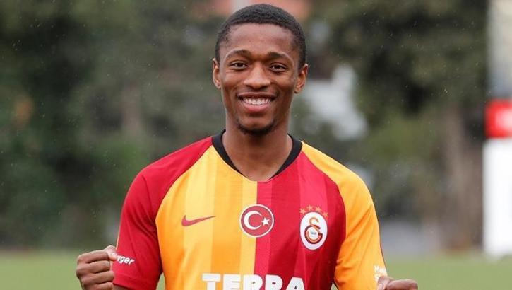 Galatasaray'ın vergi borcu yeni transferlerin lisansını engelledi!