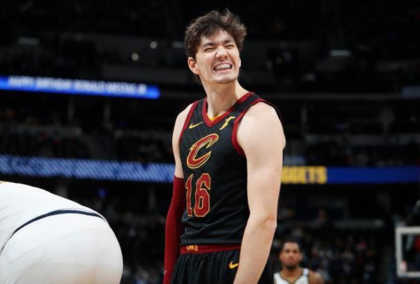 Cedi Osman'dan