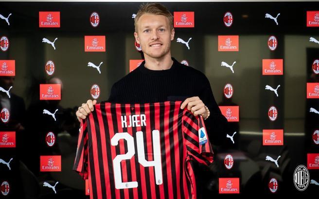 Milan, eski Fenerbahçeli Simon Kjaer'i kiraladı