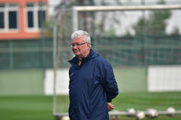 Lider Manisa FK, Zonguldak'ta terleyecek