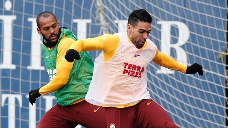 Galatasaray'da idmanda turnuva maçlarını o takım kazandı!