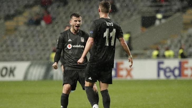 Yeni Malatyaspor ve Konyaspor, Oğuzhan Özyakup için ısrarcı