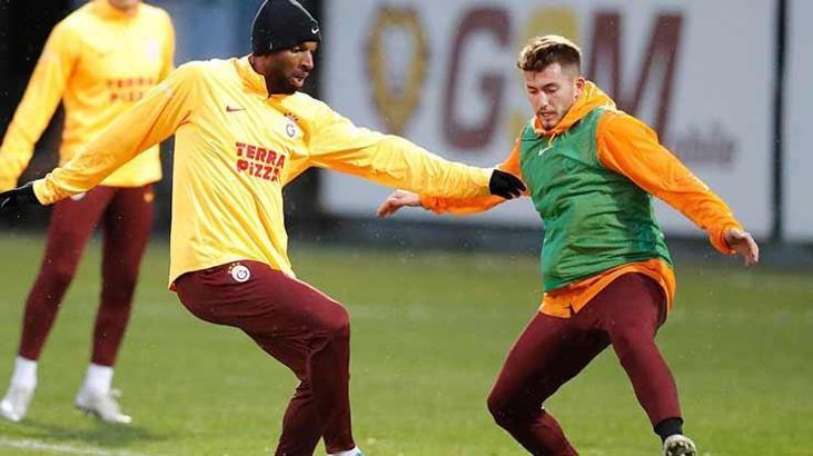 Galatasaray, ikinci yarıya hazırlanıyor