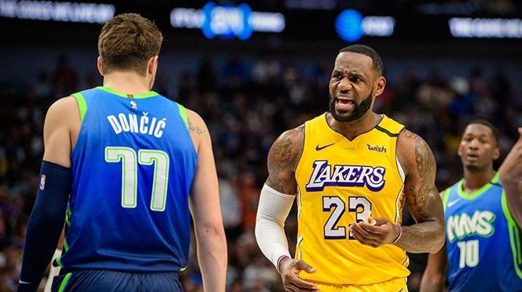 Lebron tarihe geçti, Lakers Dallas'ı devirdi