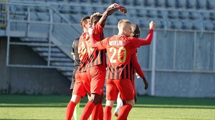 Gaziantep FK hazırlık maçında Menemenspor'u yendi