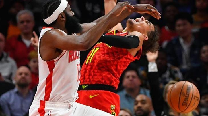 Tarihi maçı Houston kazandı