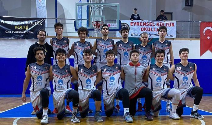 Mersin'de şampiyon Evrensel Kültür Koleji
