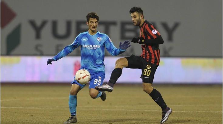 Bursaspor, Furkan Emre'yi Etimesgut Belediyespor'a kiraladı