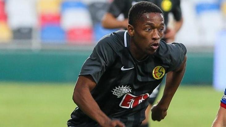 Son dakika! Galatasaray Jesse Sekidika transferini bitirdi