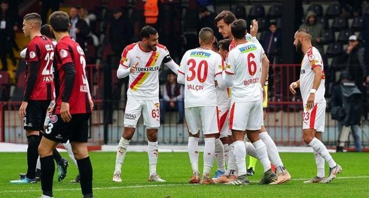 Göztepe'de yıldızlar gidiyor! Eren Derdiyok, Yasin Öztekin...