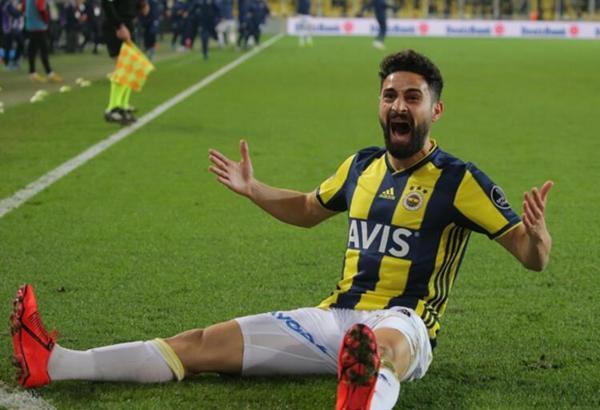 Fenerbahçe'de Mehmet Ekici dönüyor ama...