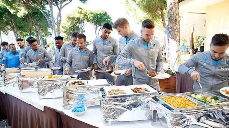 İdmandan sonra barbekü partisi