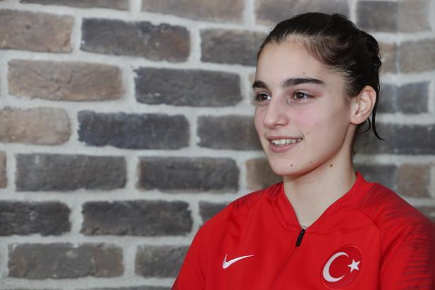 Beyza Kara: Ay-yıldızlı formayı giymek büyük bir onur