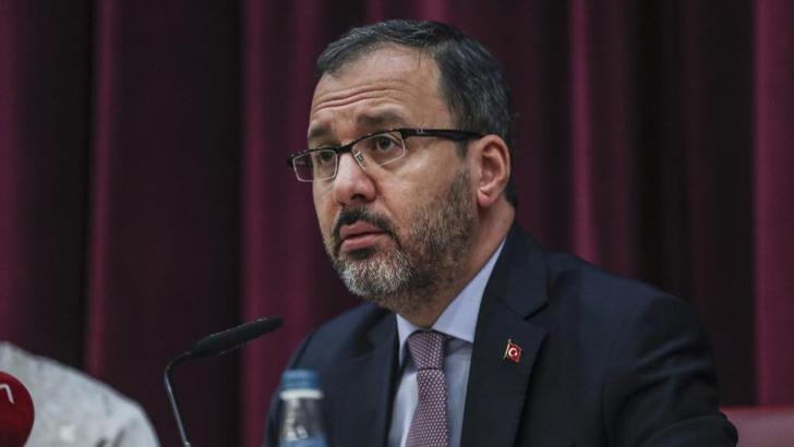 Bakan Kasapoğlu'ndan Galatasaray taraftarına yapılanlara kınama