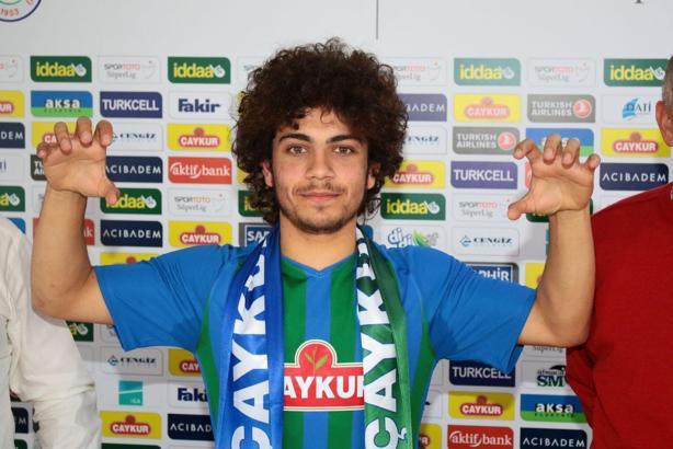 Mithat Pala'dan Çaykur Rizespor'a 4.5 yıllık imza