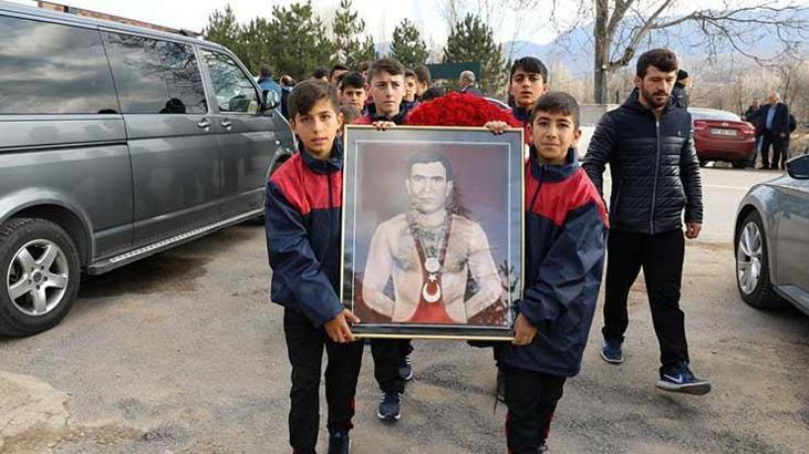 Dünya ve Olimpiyat Şampiyonu Hamit Kaplan, vefatının 44. yılında anıldı
