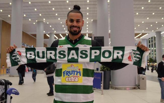 Gian Clavell resmen Bursaspor'da