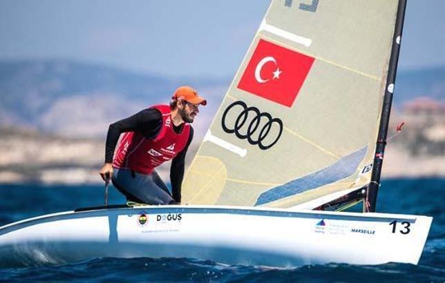 Milli yelkenci Alican Kaynar, Avustralya'da Finn Gold Cup'a katılacak