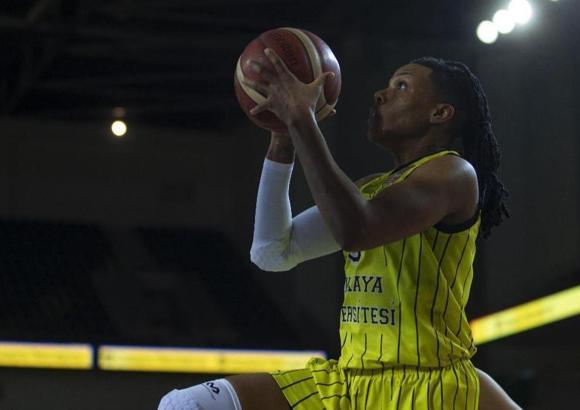 İzmit Belediyespor-Çankaya Üniversitesi maç sonucu: 81-69