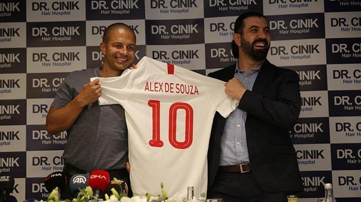 Alex de Souza: Fenerbahçe'den teklif gelirse gurur duyarım