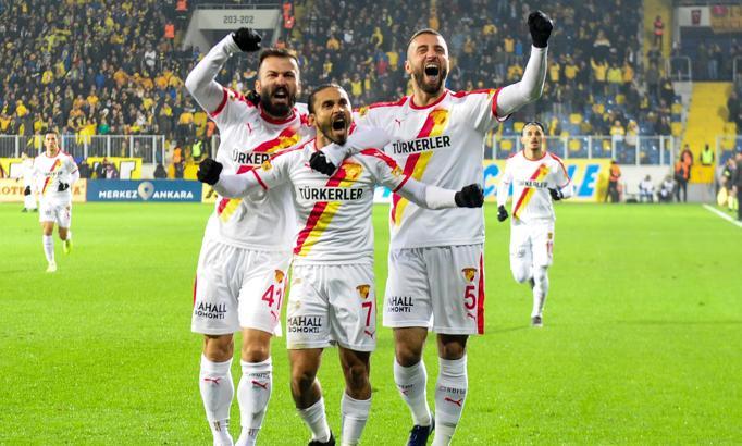 Göztepe'yi orta saha oyuncuları taşıdı