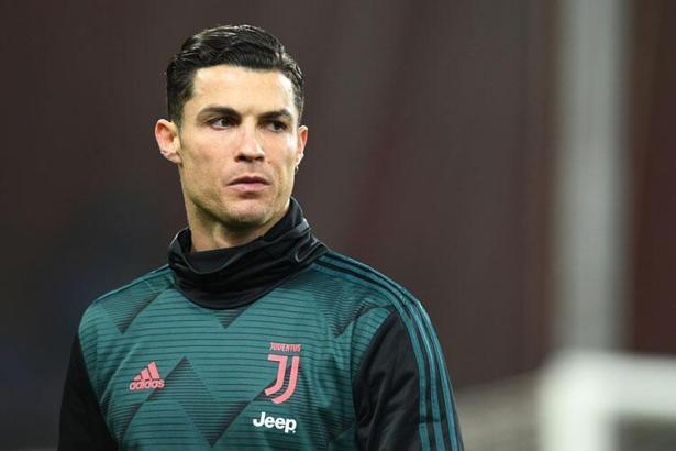 Cristiano Ronaldo'ya geri dönmemiş!