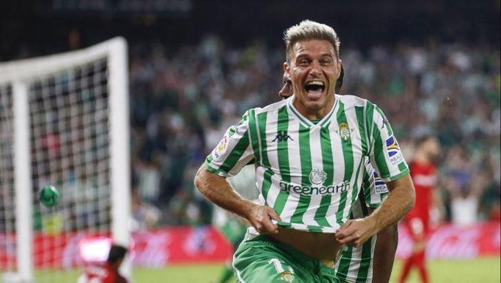 Joaquin La Liga tarihine geçti! Hat-trick...