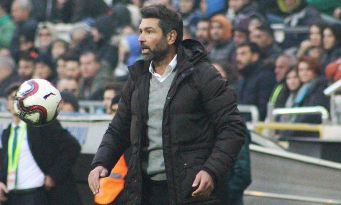Giresunspor Hakan Kutlu ile çıkışa geçti