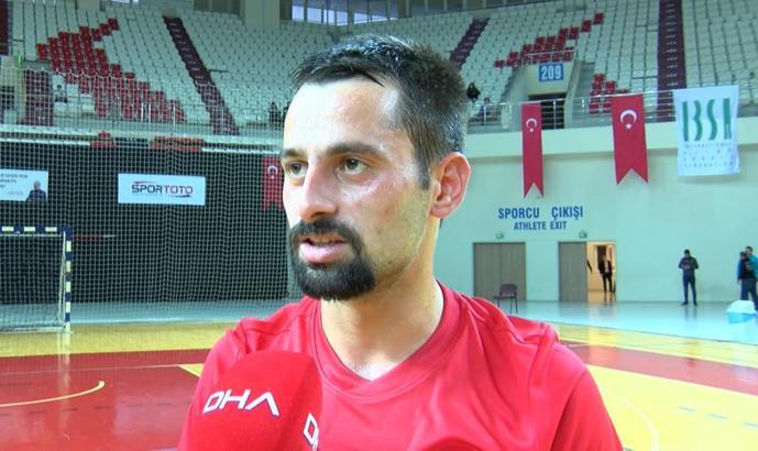 Hamdi Aydemir: Her şeyi bayrak uğruna yapıyoruz