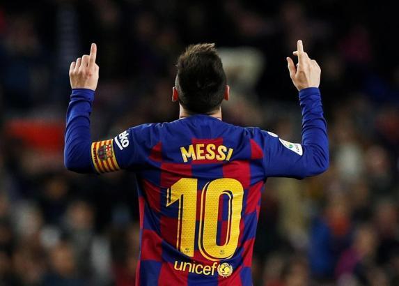 Messi'den tarihi hat-trick