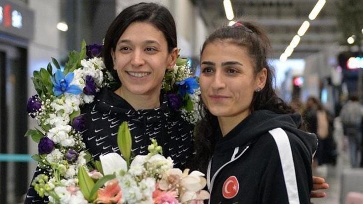 Hatice Kübra İlgün coşkuyla karşılandı