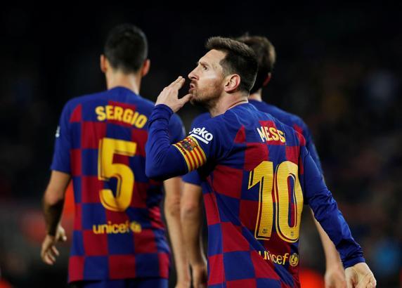Lionel Messi tarihe geçti, Barcelona rahat kazandı (özet)