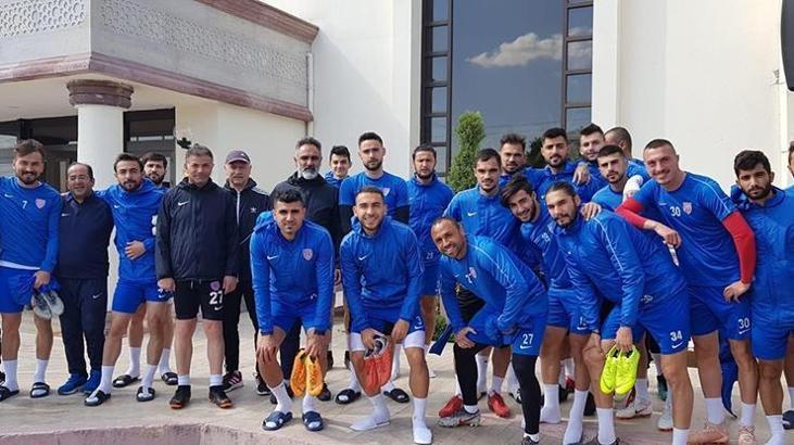 Belediye Başkanı Arı, Nevşehirli taraftarları maça davet etti