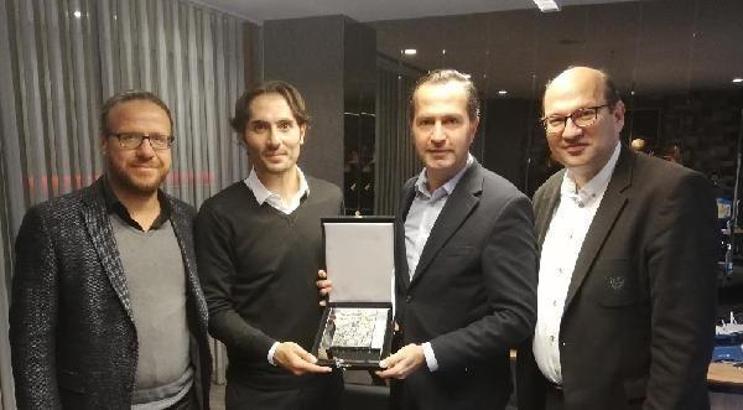 İzmir BŞB'den İstanbul çıkarması