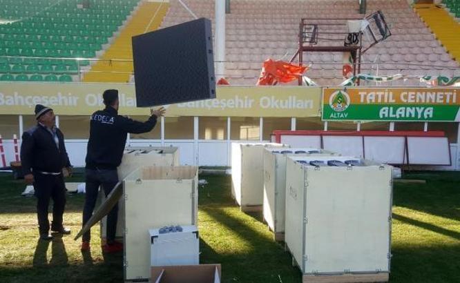 Bahçeşehir Stadyumu'na LED ekran