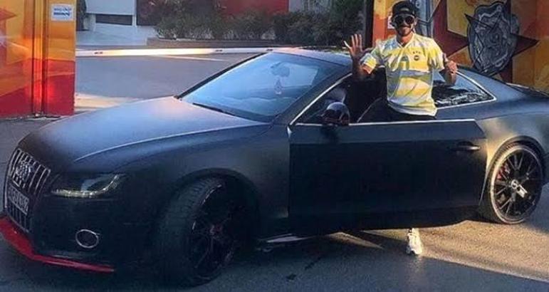 Tuzlasporlu futbolcu Gökhan Çıra Galatasaraylıları kzıdran paylaşımlarına devam etti