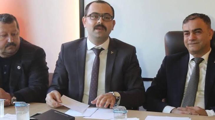 Belediye başkanı Volkan Kavaklıgil, amatör ligde futbol oynayacak