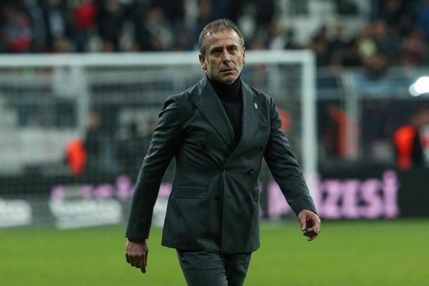 Abdullah Avcı'dan genç futbolculara fırsat