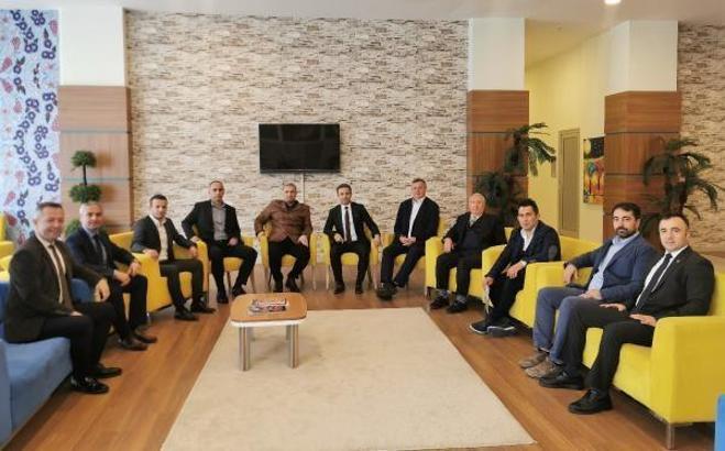 Bursa'da 100 bin çocuğa yüzme öğretilecek