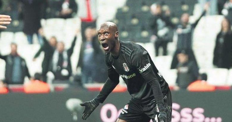 Beşiktaş'tan Atiba'ya çok özel sözleşme