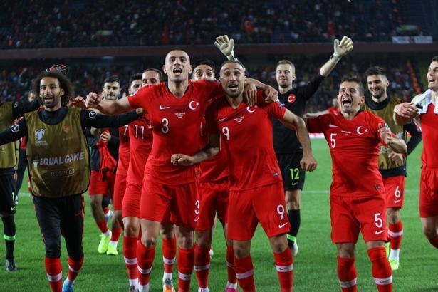 Merih Demiral'a 36 milyon euro