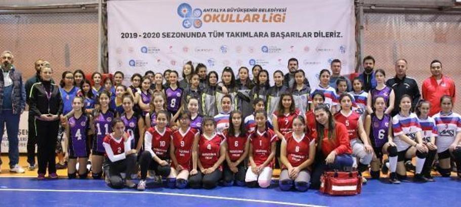 Okullar Ligi'ne rekor katılım