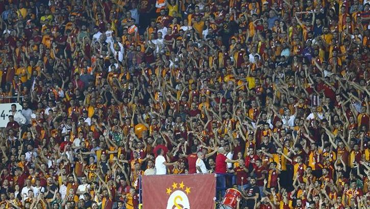 Galatasaray 52 bin taraftar ile bir adım önde!