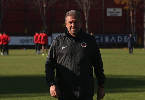 Hamza Hamzaoğlu: Fenerbahçe'yi yeneceğiz