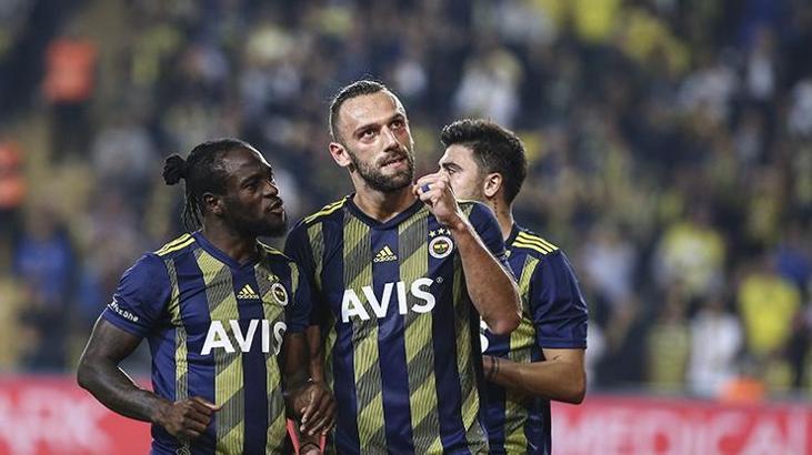 SON DAKİKA! Fenerbahçe'de Victor Moses ilk yarıyı kapattı!