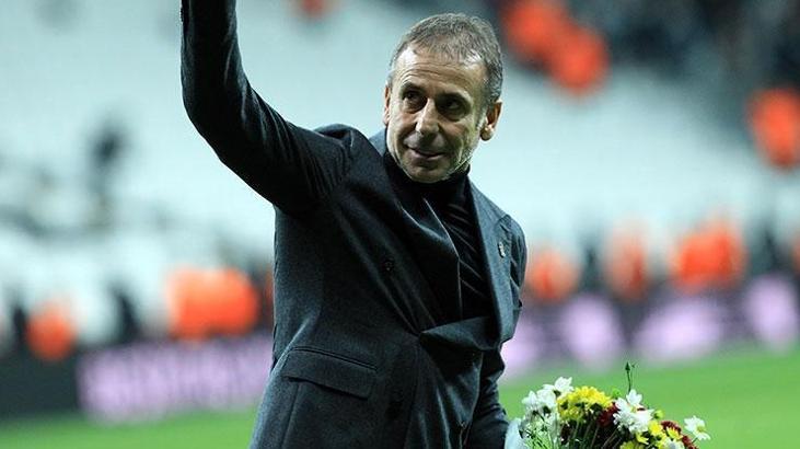 Beşiktaş'ta Erzincan maçında gençler sahada
