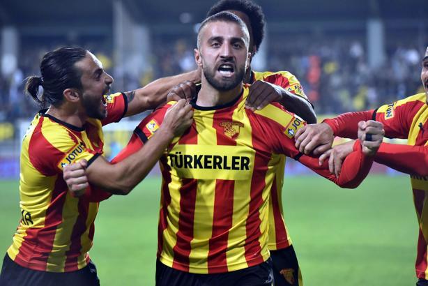 Göztepe'nin en golcüsü stoperi Alpaslan Öztürk